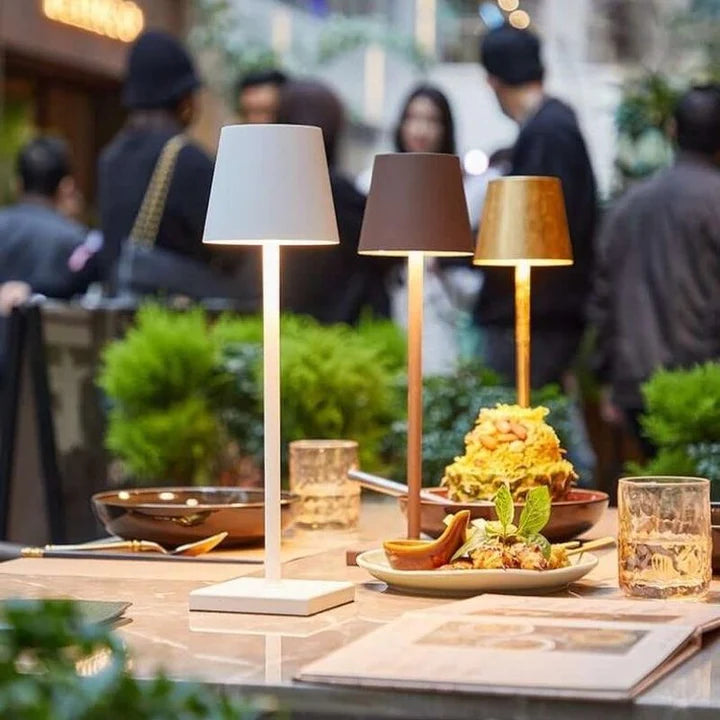 Lampa LED fără fir, reîncărcabilă: eleganță și libertate de iluminare!